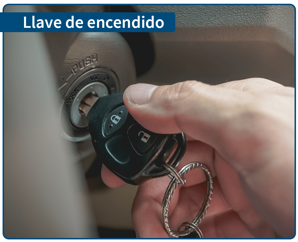 llave de encendido de un automovil