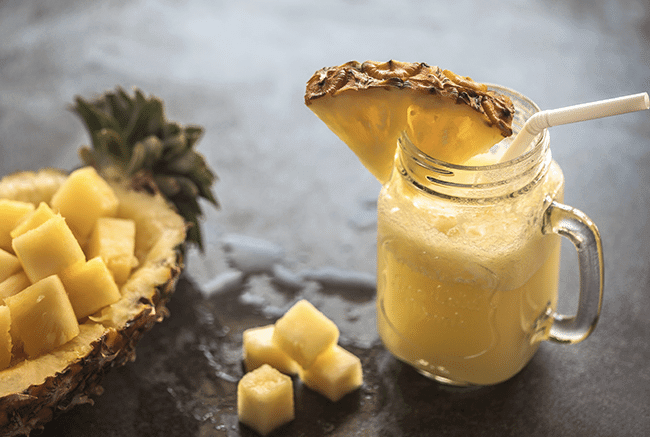 batido-y-pina-alimentos-buenos-para-la-piel