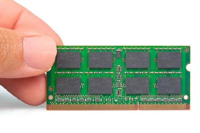 como-reparar-danos-en-laptops