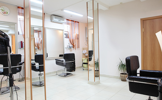 interior-del-salon-de-belleza