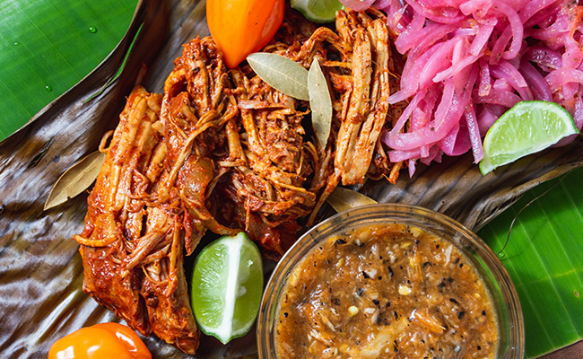 platillo de cochinita pibil manjar mexicano casero