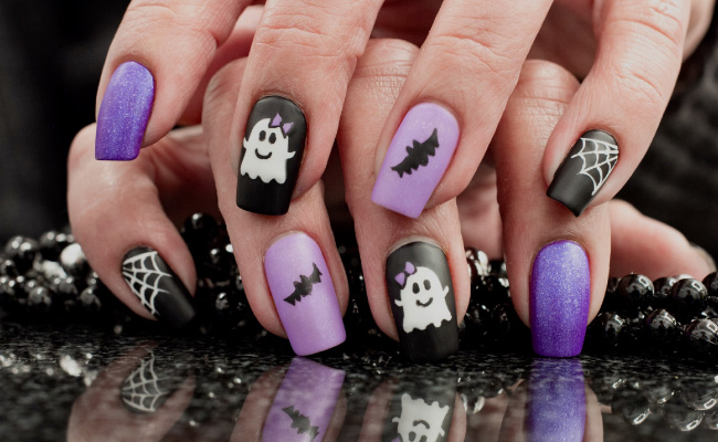uñas con nail art de halloween